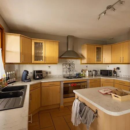 Apartment La Charpentiere - Familial - Parking Gratuit - Cosy - Commerces A Proximite