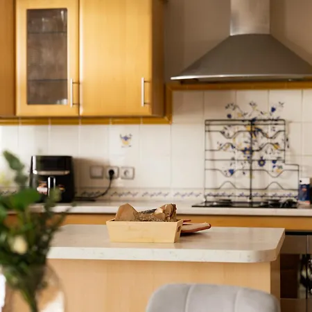 La Charpentiere - Familial - Parking Gratuit - Cosy - Commerces A Proximite