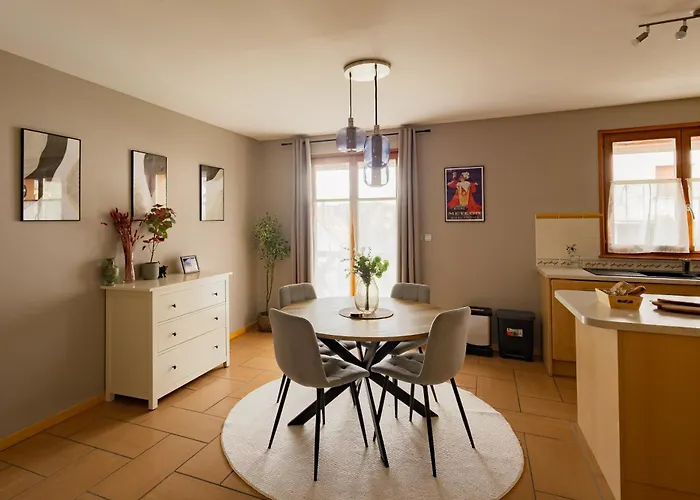 La Charpentiere - Familial - Parking Gratuit - Cosy - Commerces A Proximite * Riquewihr