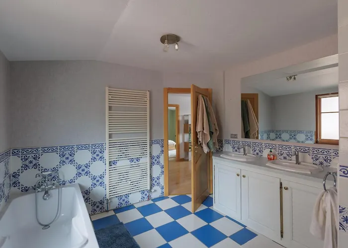 La Charpentiere - Familial - Parking Gratuit - Cosy - Commerces A Proximite *