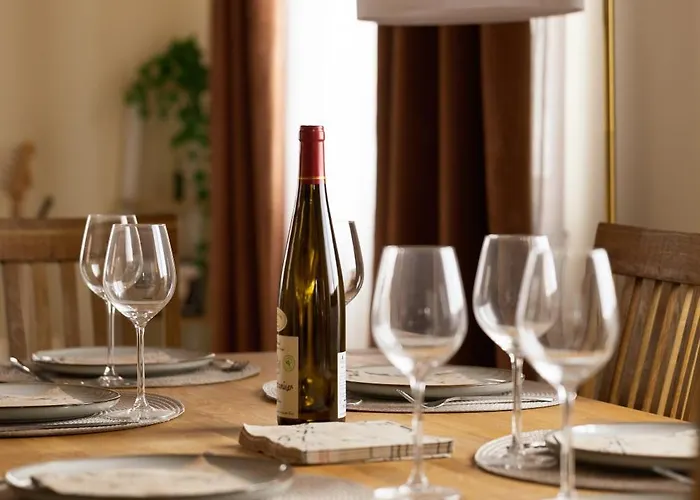 La Charpentiere - Familial - Parking Gratuit - Cosy - Commerces A Proximite *